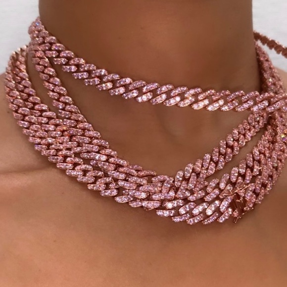 Jewelry - 16 inch pink and rosegold mini cuban chain